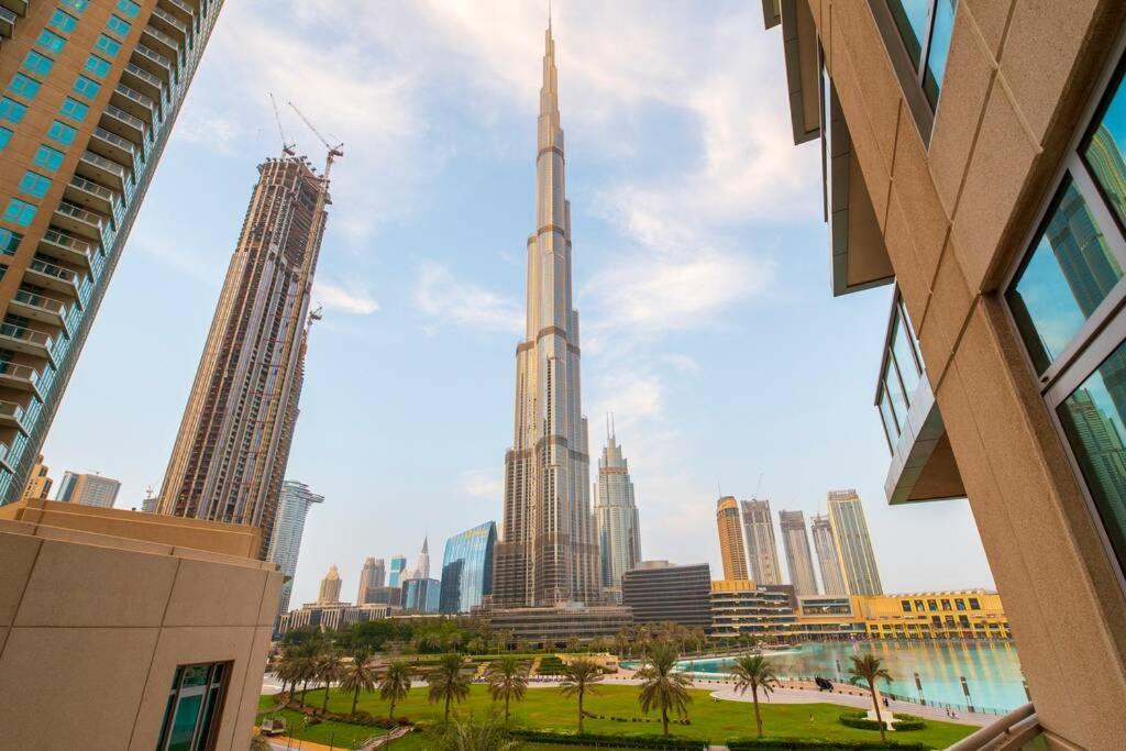 First Class 2Br With Full Burj Khalifa And Fountain View Dubai Eksteriør bilde