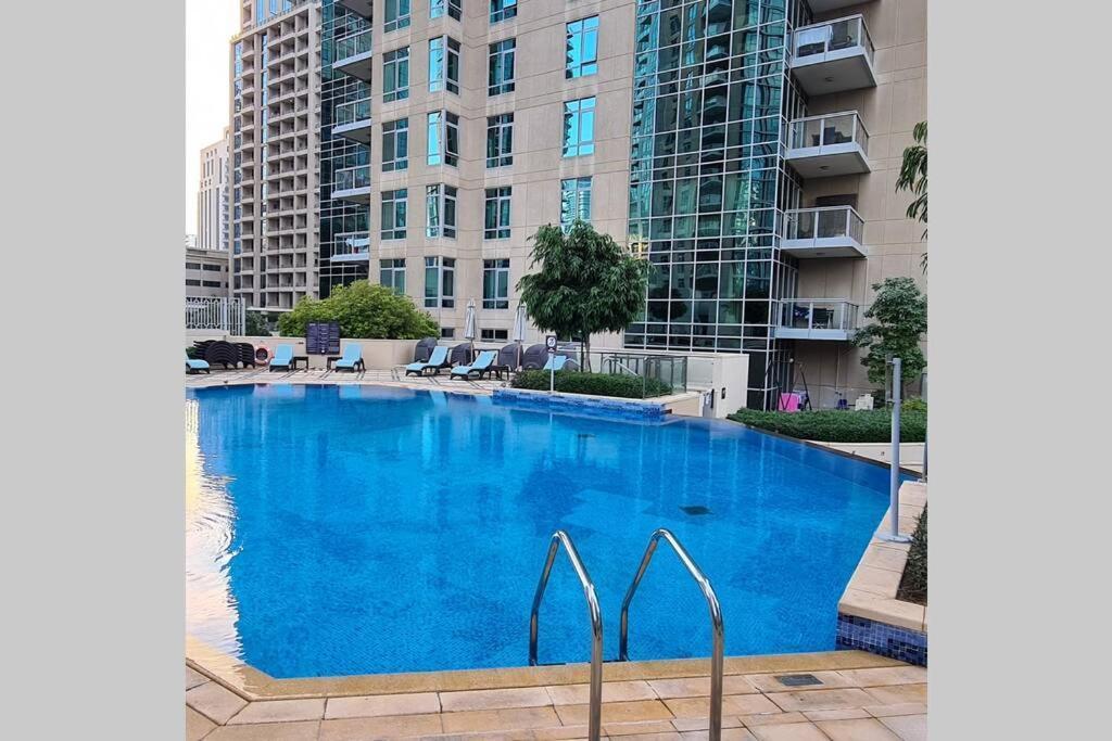 First Class 2Br With Full Burj Khalifa And Fountain View Dubai Eksteriør bilde
